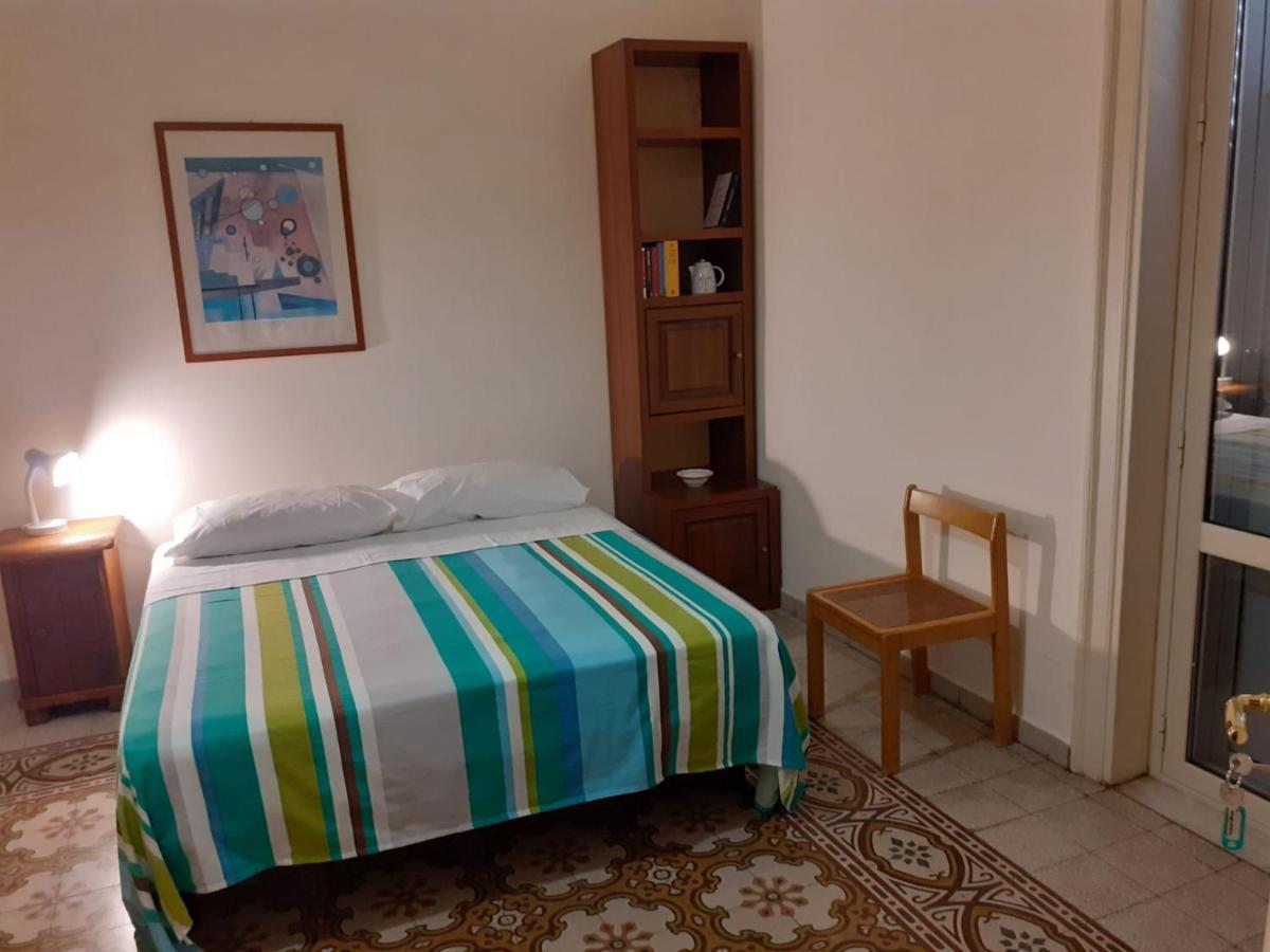 Casa Nonno Enrico In Via Oreto Palermo Eksteriør billede